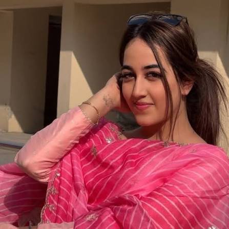 Simran Narula (@simmz_1111) • Instagram photos and videos