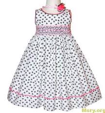 صور ملابس اطفال موديلات حديثة ملابس اطفال بنات و ملابس اطفال اولاد موقع مصري Smocked Clothes Frocks For Girls Girls Dresses Summer