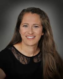 Lauren Stratton's Instagram, Twitter & Facebook