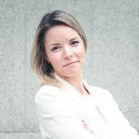 Lisa Widmer's Instagram, Twitter & Facebook