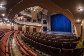 Volkshochschule stuttgart treffpunkt rotebühlplatz rotebühlplatz 28 | 70173 stuttgart tel: Theater Dez 2019 Lubeck Der Spielplan Online Theater Zeitschrift Mit Aktuellem Theater Programm