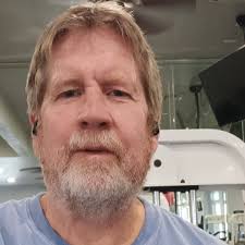 Why the hell is College Game Day in boring dark Oregon? Snorefest!