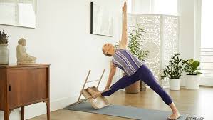 Iyengar Yoga 101 Triangle Pose Three Ways Yoga Journal Iyengar Yoga Iyengar Triangle Pose