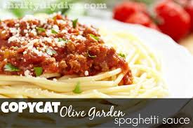 Copycat Olive Garden Spaghetti Sauce Recipe Thrifty Diy Diva Recipes Olive Garden Spaghetti Sauce Recipe Restaurant Recipes