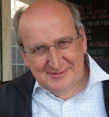 Ramon Serra Rius recull en un llibre articles relacionats amb l'educac