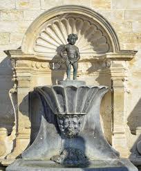 Der rat gibt die strategische ausrichtung der eu vor. Geraardsbergen Belgien 31 Oktober Manneken Pis Die Alter Als Gleichnamige Statue In Brussel Am 31 Oktober 2013 In Geraardsbergen Belgien Diese Skulptur Wurde Im Jahr 1459 Gegrundet Und Im Jahre 1899 Restauriert Lizenzfreie