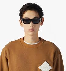 Low bridge fit newest Laurel