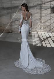 Cascading embellishments, sheer detailing and alluring silhouettes are the defining features of her. Pin On Vestidos De Novia