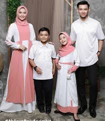 1,183 likes · 89 talking about this. Model Baju Couple Lebaran Terbaru Dan Terbaik Tahun 2021 Model Baju Terbaru