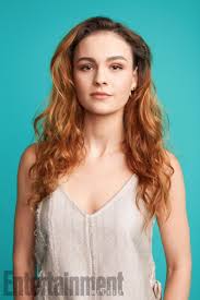 Outlander Cast Unites See The Gorgeous Comic Con Portrait Photos Red Hair Looks Beauty Inspiration Portrait Photo