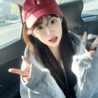 20+ "Nancy Weng" profiles