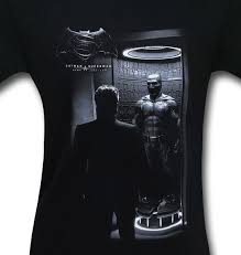 The suit has been depicted in various ways, and the stories themselves have described batman as modifying the details of his costume from time to time. Batman V Superman Batsuit T Shirt