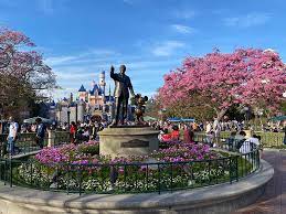 Calendrier Disneyland 2023 The Best Time To Visit Disneyland In 2022 And 2023