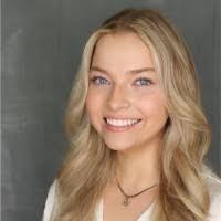 Mia Beard's Instagram, Twitter & Facebook