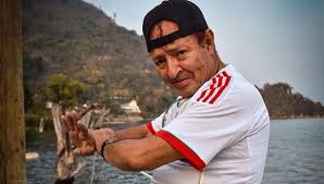 Sammy perez hijos are still out of sight. J5 Nb Ps7gzf M