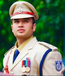 Indian police ranks in hindi : This Ips Officer Is Giving A Tough Competition To Bollywood Stars Ipsofficer Killerlooks Looksthatkill Ias Officers Indian Police Service Police Uniforms