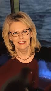 Wow!! Meet 3 generations of Southwest Flight Attendants 💙❤️💛 Claudia, her  daughter, and her granddaughter—a powerhouse trio who've served Southwest  Customers with safety and smiles for a combined 61+ years! To mark