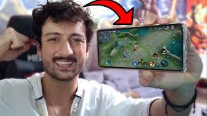 EN SEVDİĞİM MOBİL OYUN SONUNDA ÇIKTI