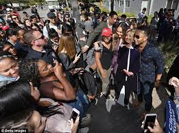 Chrissy Teigen And John Legend Campaign For Hillary Clinton In Nevada Daily Mail Online