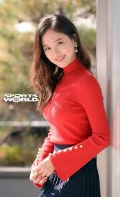In 2013, she made her official acting debut, first as mary in the movie fasten your seatbelt as well as ahram. 40 Kang Han Na å§œæ¼¢å¨œ Ideas Korean Beauty Korean Actresses Asian Beauty