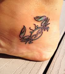 Are you a cancerian and you're planning to get inked? Pin By M Mraz On Gettin Inked Tattoos Horoscope Tattoos Cancer Zodiac Tattoo