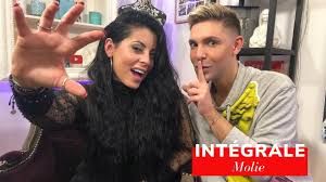 Avant l'île de la tentation, je n'ai jamais réussi à quitter kevin malgré toutes ses tromperies. Molie La Villa Des Coeurs Brises 5 En Couple Avec Kevin Elle Tacle Son Ex Et Balance Toute La Verite Sur Leur Rupture Melty