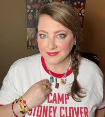 🍷👑📚 Katie Floyd Lloyd 🦄🔮🦀 (@katiefloydlloyd) • Instagram photos and  videos