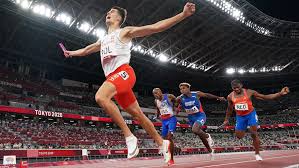 Updated june 26, 2018 the rules for the three olympic individual sprint events (100, 200 and 400 meters) have only slight differences. Poland Win Gold In 4x400m Mixed Relay Sports News Funnel Live