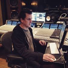Bit.ly/2i816ni soundcloud freddie gibbs and mike dean recently hit an undisclosed studio to work on some undisclosed music. Chris Gehringer On Instagram Hanging Wit Mike Therealmikedean Instagram Instagram Posts Mike Dean