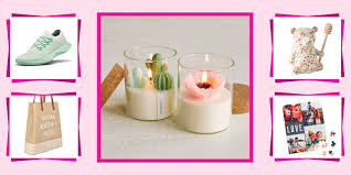 The 10 best mom birthday gifts may 2021. 55 Best Birthday Gifts For Mom Top Gifts For Mom From Daughter