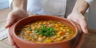 The locro norteño made with meat, maize, pumpkin and cassava is typically prepared in misiones and formosa. Aprende A Hacer El Mejor Locro Radio Dinamo 100 9mhz Puro Rock