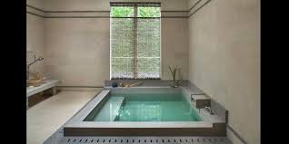 Buat sisi dan landasan : Kamar Mandi Senyaman Ruang Spa The Edge