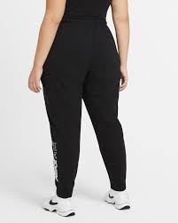Le pantalon sportswear nike gym est ultra confortable grâce à son tissu mélangé qui procure une sensation de douceur. Pantalon Nike Air Pour Femme Grande Taille Nike Lu