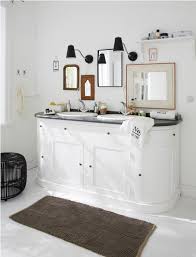 Fur Geniesser Toller Doppelwaschtisch Im Landhausstil Ausgestattet Mit 4 Turen Hinter Denen Alle Badutensilie Doppelwaschtisch Wohnen Badezimmer Renovierungen