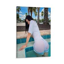 CJWGOYE Aishah Sofey Spice Girl Wall Art Poster - 08x12inch (20x30cm)  Office & Bedroom Aesthetic Frame-style : Amazon.ca: Home