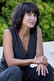 Sophie marceau frisur frisuren trendfrisuren2019 frisurideen neuefrisur sty sophie marcea in 2020 bangs with medium hair sophie marceau medium short hair. Fashion Ideas Haarschnitt Fur Dunnes Haar Frisuren Locken Lange Haare