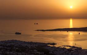 Reserva vuelos baratos hacia paros: Top Things To Do In Paros Greece Sand In My Curls