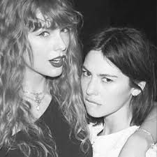 Sami stewart (@Samistewy)