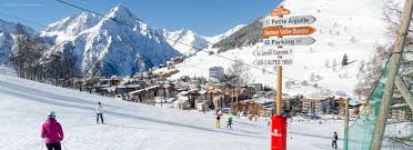Achetez et rechargez votre forfait de ski pour les 2 alpes au meilleur prix sur le site officiel des accès au domaine sans remontées mécaniques les remontées mécaniques des 2 alpes ne sont pas. Les 2 Alpes Ski Resort Review French Alps Mountainpassions