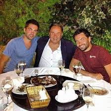 Κωστασ σισμανιδησ is on facebook. Poios Gonos Papandreoy Sta Xnaria Toy Andrea Kamakwse Kayth Tragoydistria Fwto Gossip Life