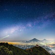 Gambar pemandangan pohon hutan gurun gunung jejak jembatan. New The 10 Best Photography Ideas Today With Pictures Langit Malam Tidak Akan Pernah Terang Pernah Ga Sih Kalian Fotografi Alam Pemandangan Langit Malam
