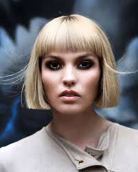 Photo coupe courte black coiffure courte punk coiffures pour femmes mures modele de coupe carré jamais démodé, coupes courtes classiques, néocarré précis et coupe courte asymétrique. Coupe De Cheveux Femme On Passe Au Court Pour Changer De Tete Et Briser Les Stereotypes