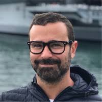 100+ perfiles de «Kahn»