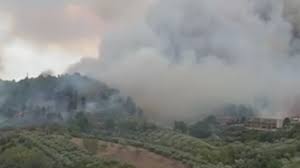 Secondo quanto si apprende ci sono vittime. Pescara Vasto Incendio Abitazioni Evacuate Anche Un Hotel
