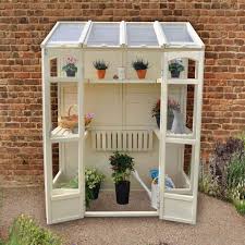 Garden Ideas Panosundaki Pin