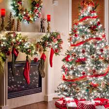Here are 10 best christmas decor ideas to decorate your home with.| this christmas, decorate your house with strings of fairy lights that are rather inexpensive but manage to lend a dreamy festive vibe to any space. Quick Easy Tips For Christmas Tree Decorating