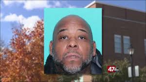 derrick combs Archives