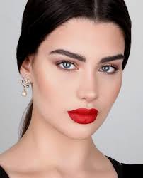 Rawan Bin Hussain December 30 Sending Very Happy Birthday Wishes All The Best Rawanbinhussain El Best Makeup Tutorials Makeup Tutorial Best Makeup Products
