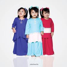 Saiz dari 1 tahun hingga 4 tahun. Koleksi Baju Raya Jakel Cantik Dan Mampu Milik Ayue Idris