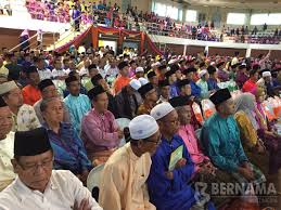 Yong tan sri datuk amar (1921 a life twice lived. Bernama Twitterissa Suasana Sambutan Maalhijrah1438h Peringkat Negeri Sarawak Di Dewan Sukan Tan Sri Datuk Amar Stephen Kalong Ningkan Betong Https T Co Jqz7kkv8f7